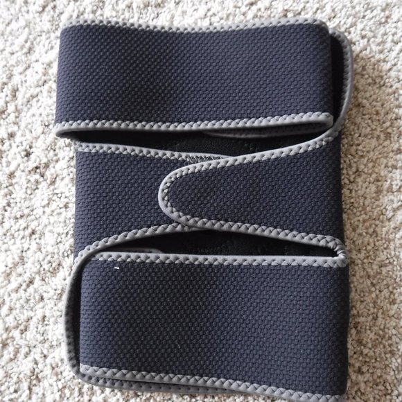 Med Spec Other Med Spec Tensor Knee Brace With Velcro Adjustable Poshmark